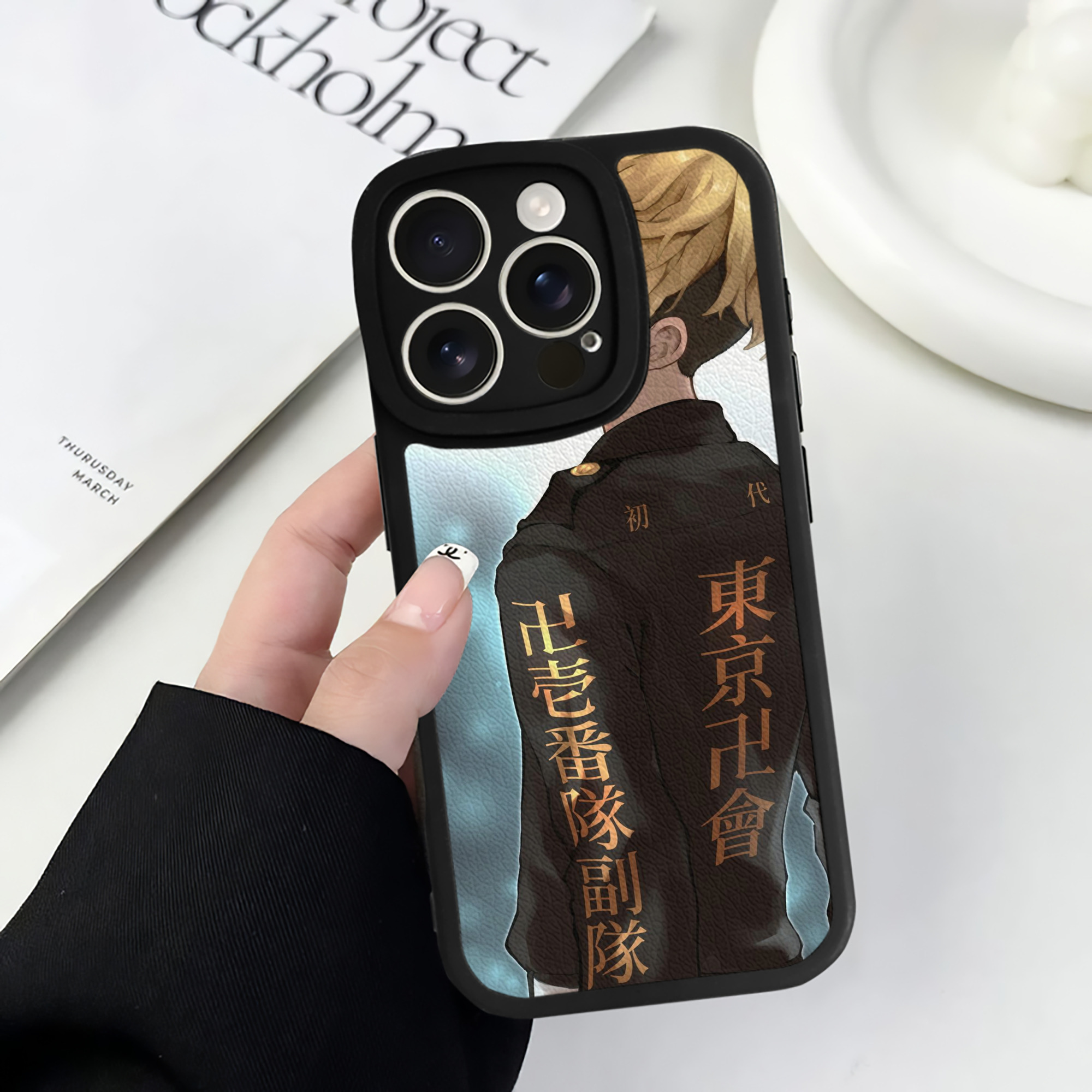 （画像用） 東京リベンジャーズ Tokyo Revengers 【iPhone 16シリーズ対応】シリコンスマホケース（レザー調） 材質：シリコン